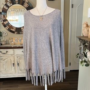 Elegant Fringe Hem Women's Sweater